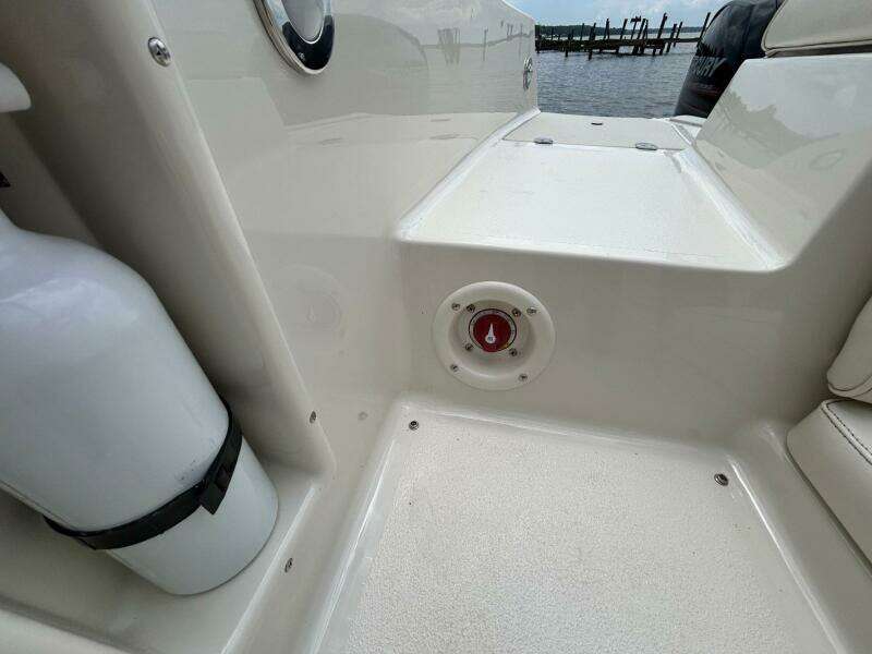 24ft Stingray Yacht For Sale