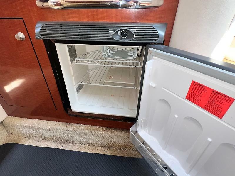2005 Sea Ray 280 Sundancer — 0005262630