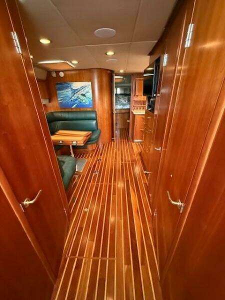 SHELLY ANNE 59ft Tiara Yachts Yacht For Sale