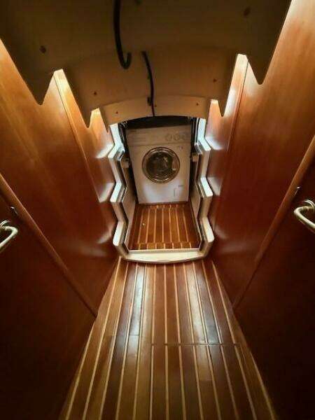SHELLY ANNE 59ft Tiara Yachts Yacht For Sale