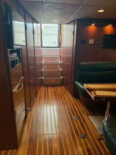 SHELLY ANNE 59ft Tiara Yachts Yacht For Sale