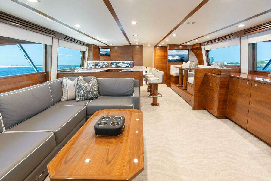 2023 Viking 80 Convertible 