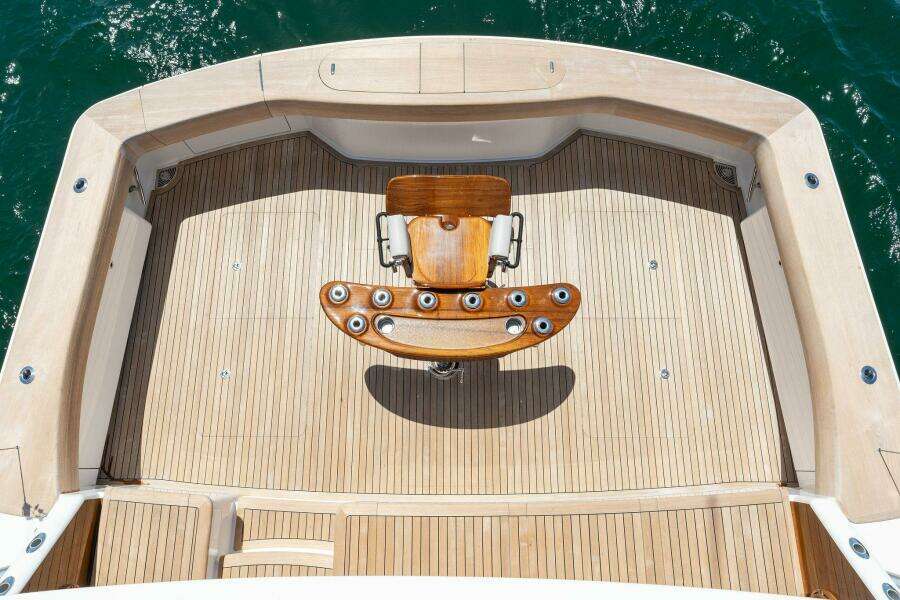2023 Viking 80 Convertible 