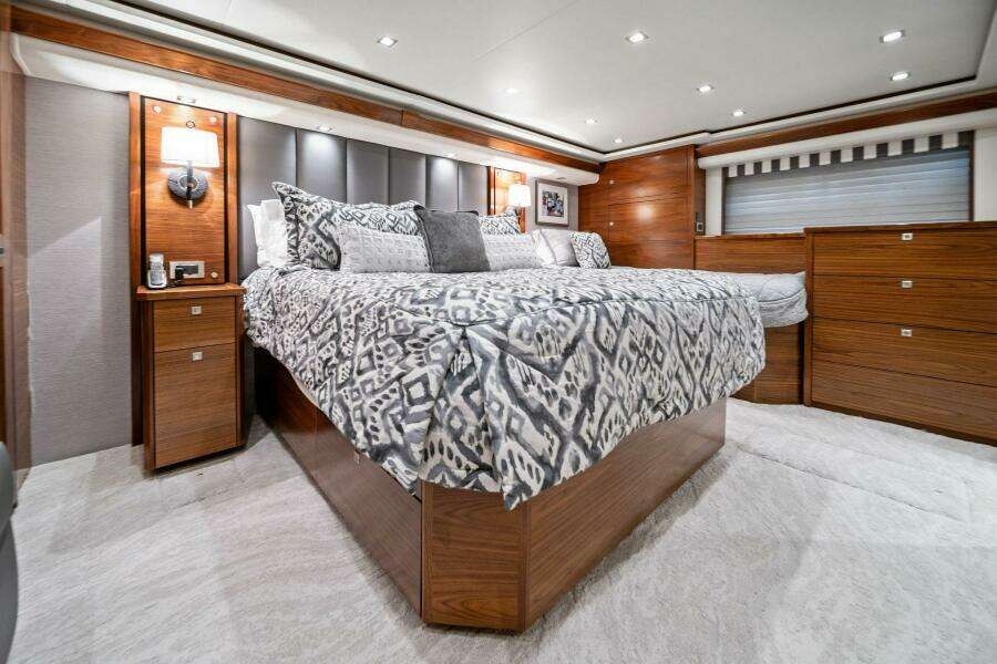 2023 Viking 80 Convertible Master Stateroom
