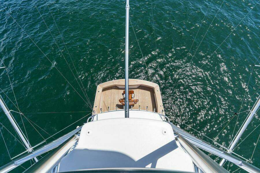 2023 Viking 80 Convertible 