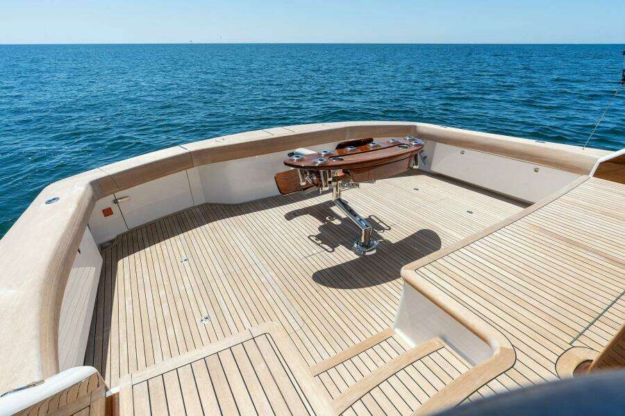 2023 Viking 80 Convertible 
