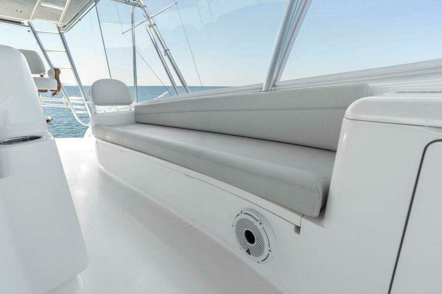 2023 Viking 80 Convertible 