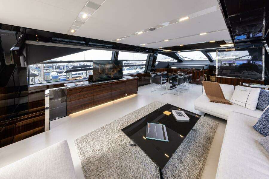 FERRETTI GROUP TRADE 88ft Riva Yacht For Sale