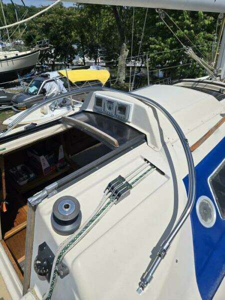 Kwikar 35ft Dehler Yacht For Sale