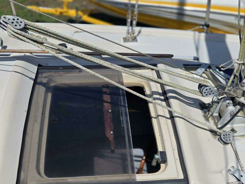 Kwikar 35ft Dehler Yacht For Sale