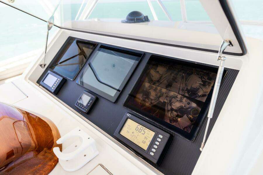 MIGHTY MOUSE 70ft Viking Yacht For Sale