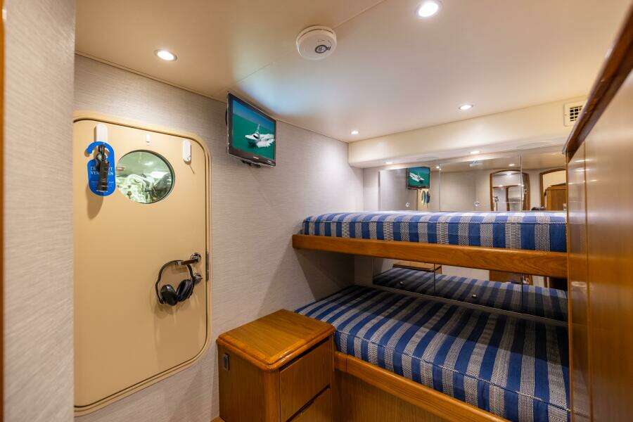 MIGHTY MOUSE 70ft Viking Yacht For Sale