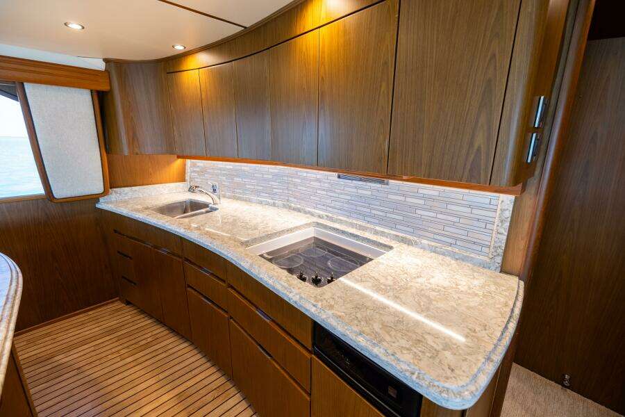 MIGHTY MOUSE 70ft Viking Yacht For Sale