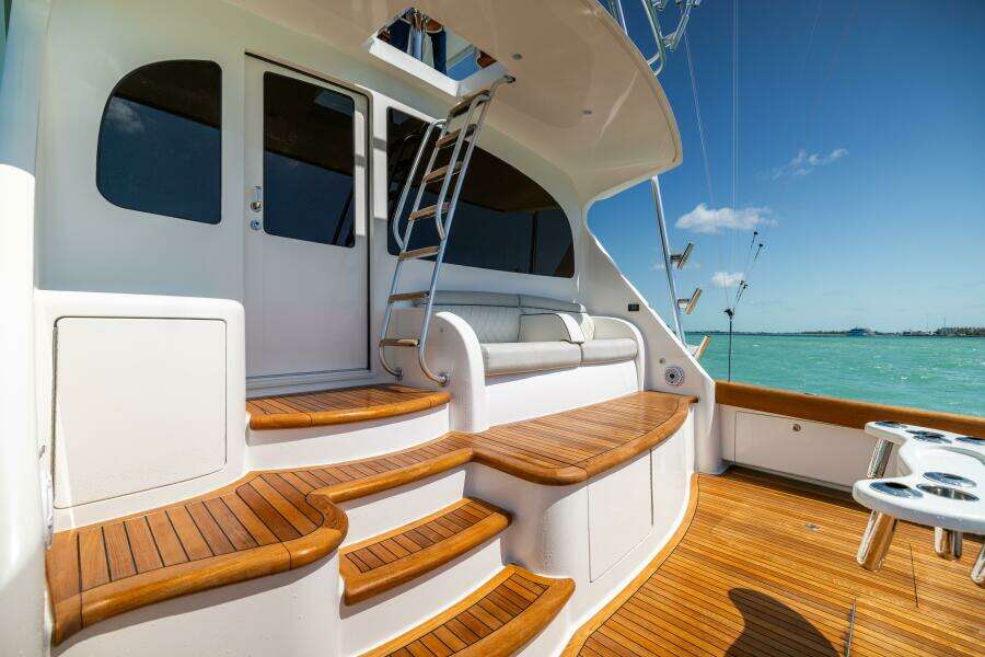 MIGHTY MOUSE 70ft Viking Yacht For Sale