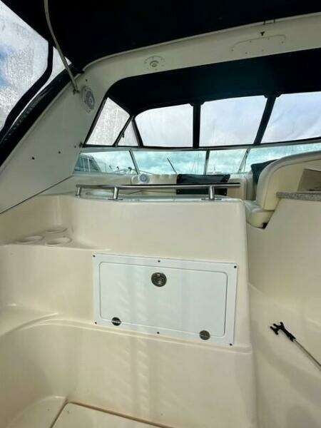 34ft Rinker Yacht For Sale