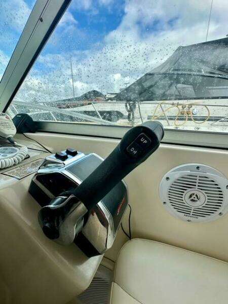 34ft Rinker Yacht For Sale