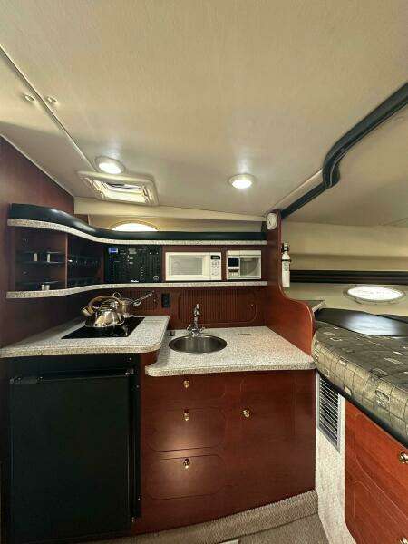 34ft Rinker Yacht For Sale