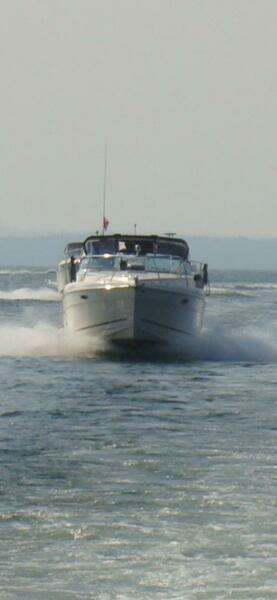 34ft Rinker Yacht For Sale