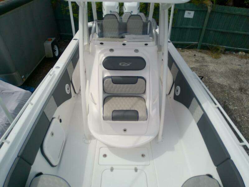32ft Glasstream Yacht For Sale