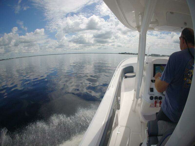 32ft Glasstream Yacht For Sale