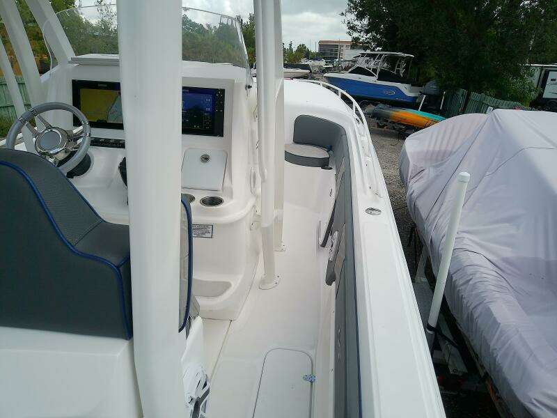 32ft Glasstream Yacht For Sale