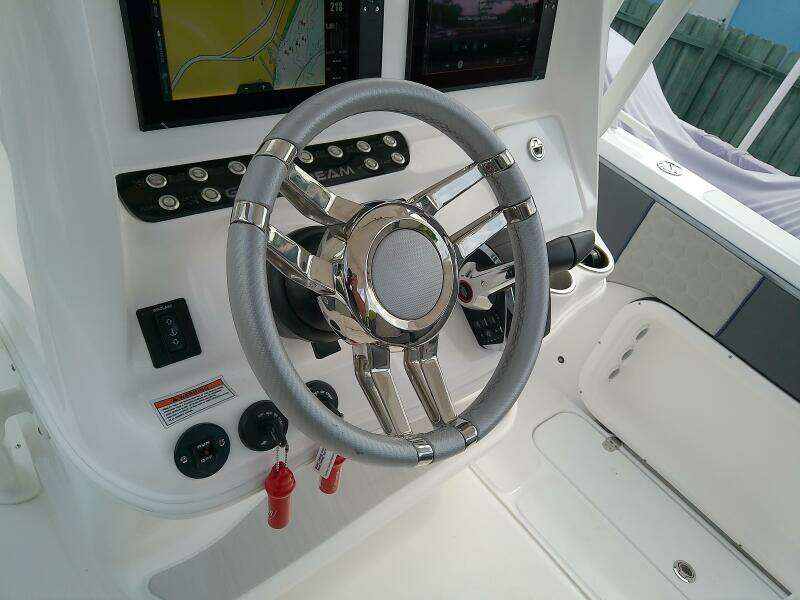 32ft Glasstream Yacht For Sale