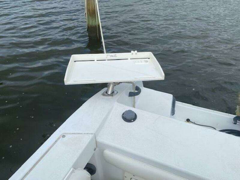 23ft Seaswirl Yacht For Sale