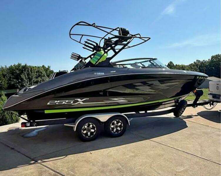 25ft Yamaha Boats Yacht For Sale