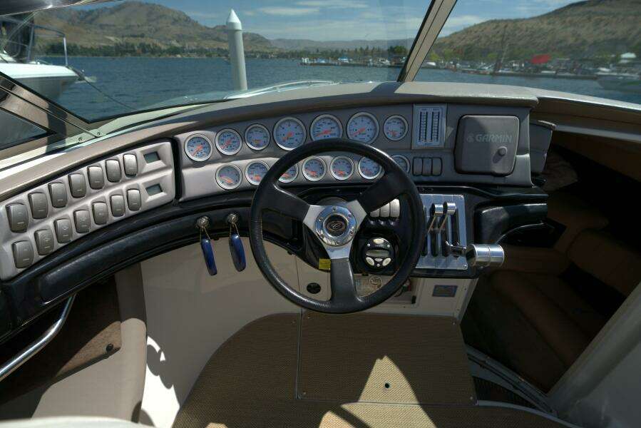 35ft Cobalt Yacht For Sale