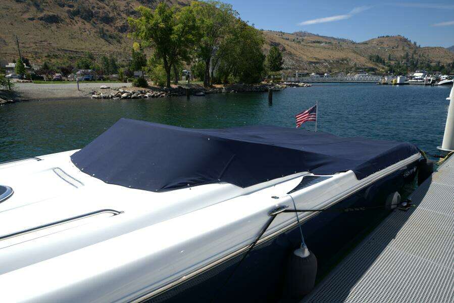 35ft Cobalt Yacht For Sale