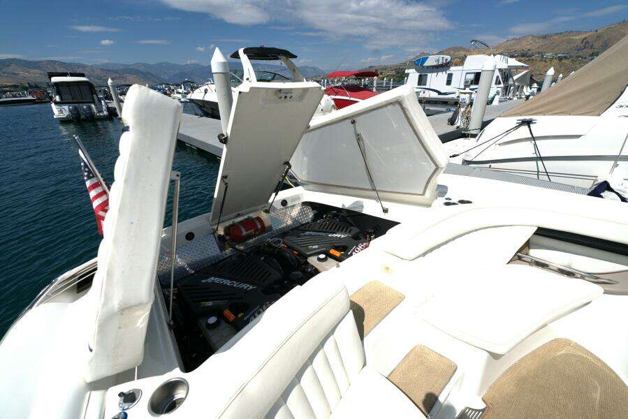 35ft Cobalt Yacht For Sale