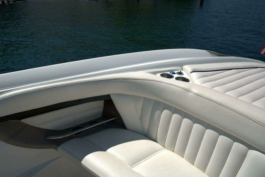35ft Cobalt Yacht For Sale