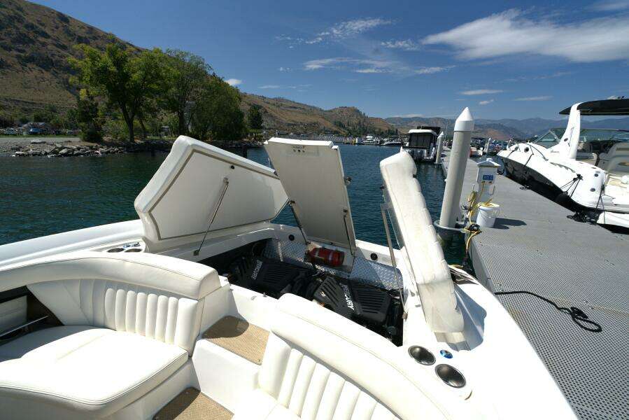 35ft Cobalt Yacht For Sale