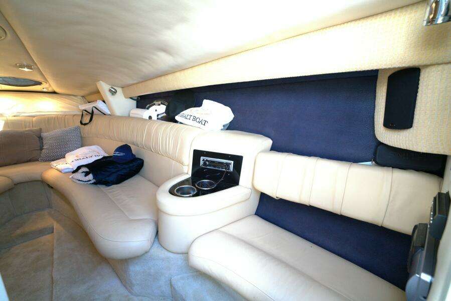 35ft Cobalt Yacht For Sale