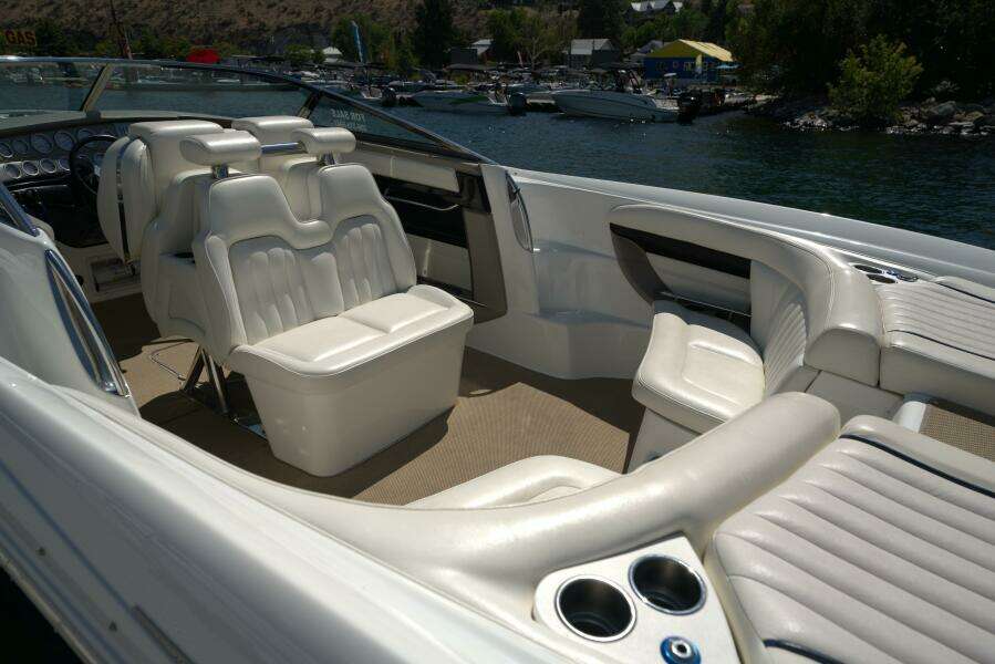 35ft Cobalt Yacht For Sale