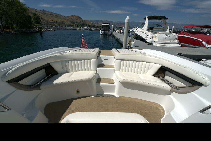 35ft Cobalt Yacht For Sale