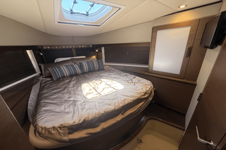 54ft Sea Ray Yacht For Sale