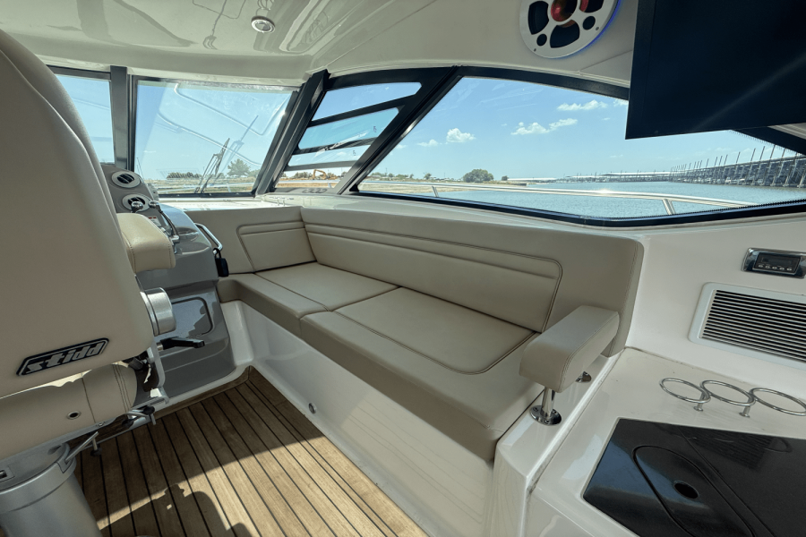 54ft Sea Ray Yacht For Sale