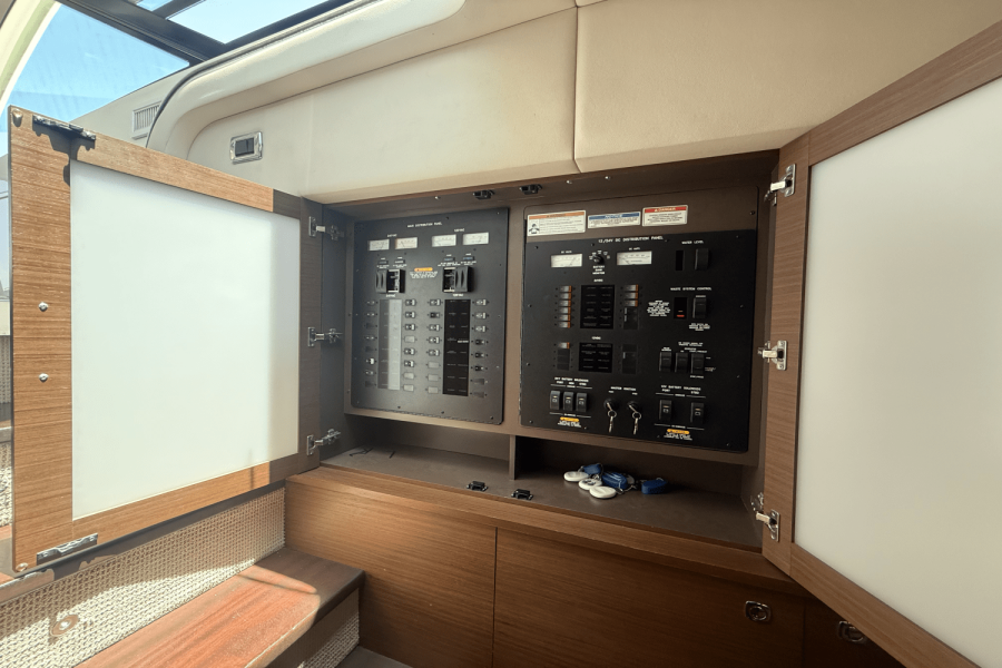 54ft Sea Ray Yacht For Sale