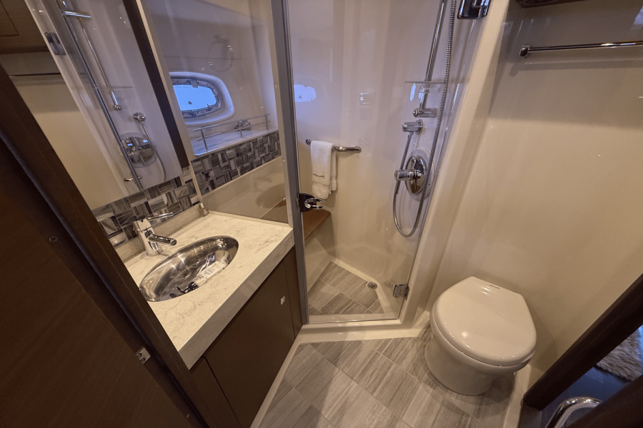 54ft Sea Ray Yacht For Sale