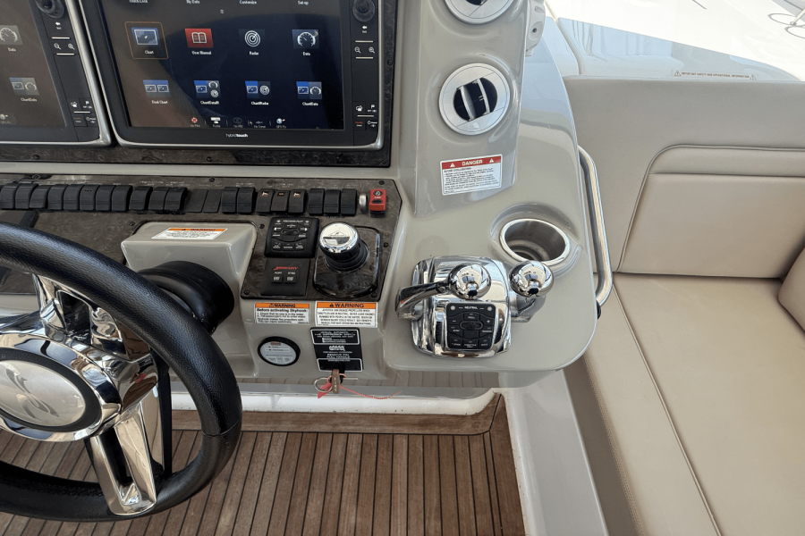 54ft Sea Ray Yacht For Sale
