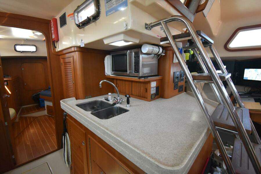 CHINOOK 48ft Island Packet Yacht For Sale