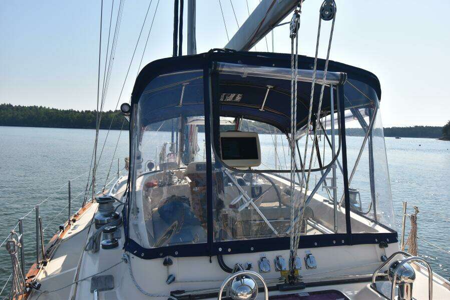 CHINOOK 48ft Island Packet Yacht For Sale