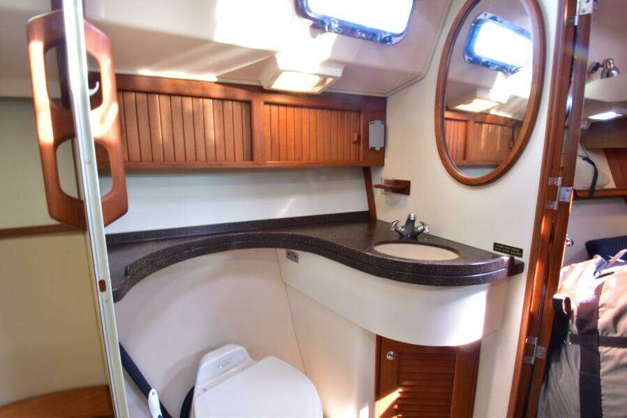 CHINOOK 48ft Island Packet Yacht For Sale