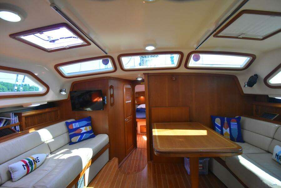 CHINOOK 48ft Island Packet Yacht For Sale