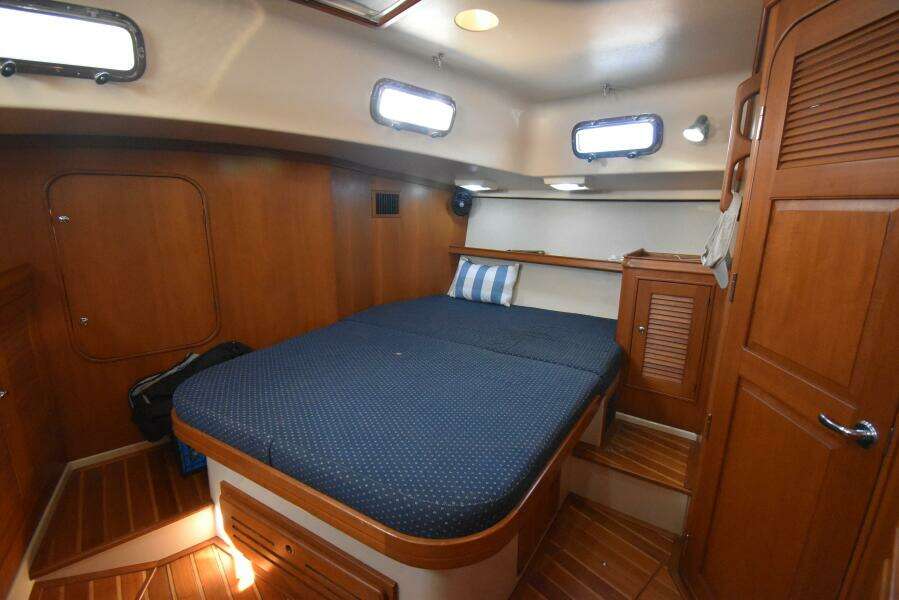 CHINOOK 48ft Island Packet Yacht For Sale