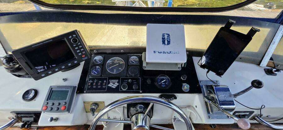 34ft Mainship Yacht For Sale