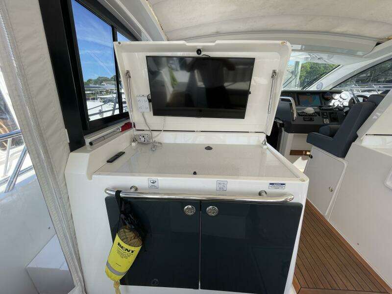 45ft Sealine Yacht For Sale