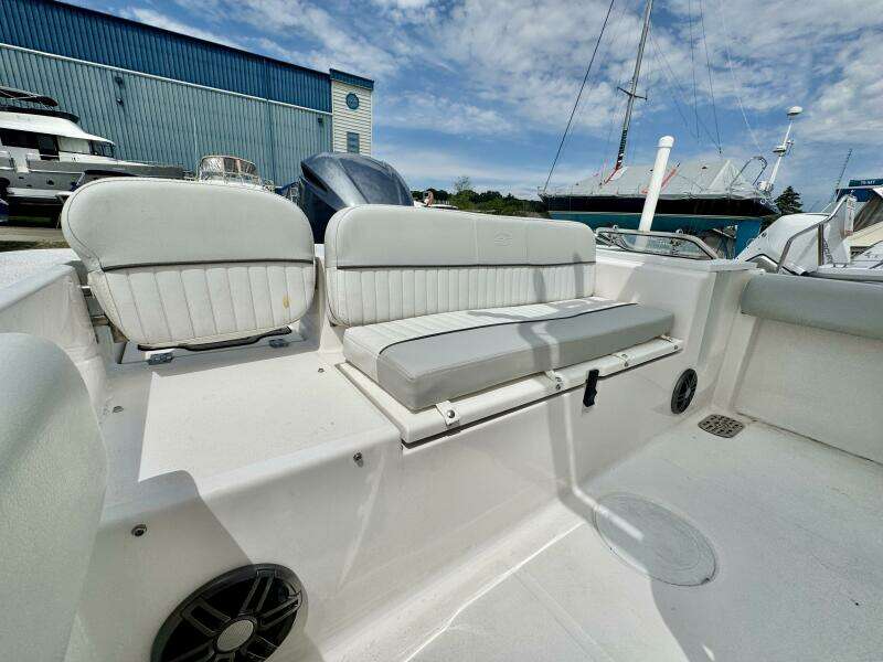 22ft Sea Fox Yacht For Sale