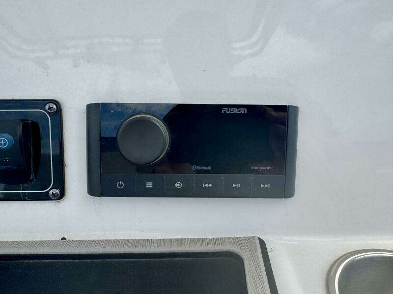 22ft Sea Fox Yacht For Sale